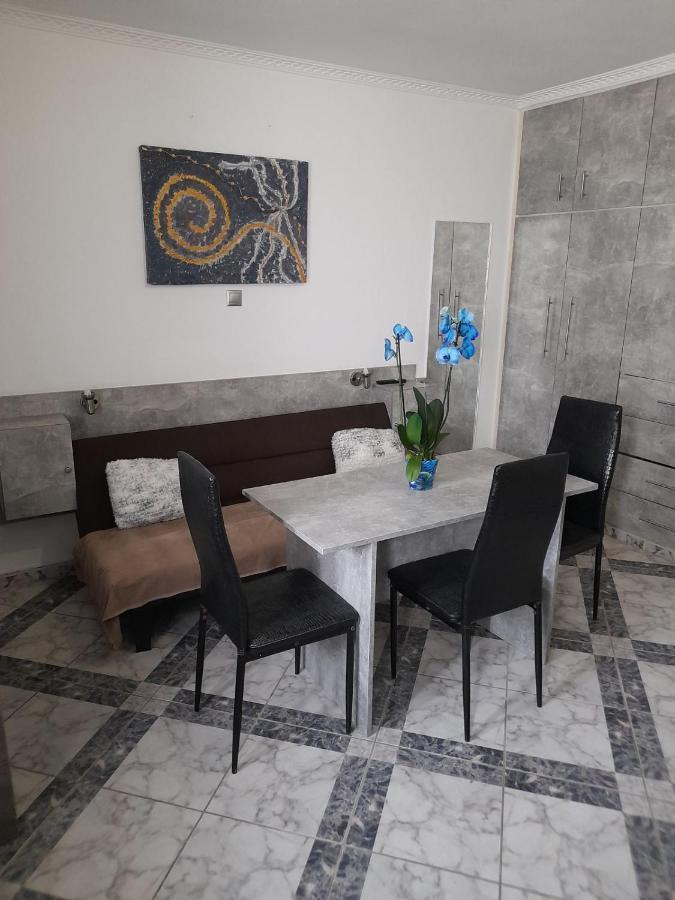 Hotel apartamentowy Markos